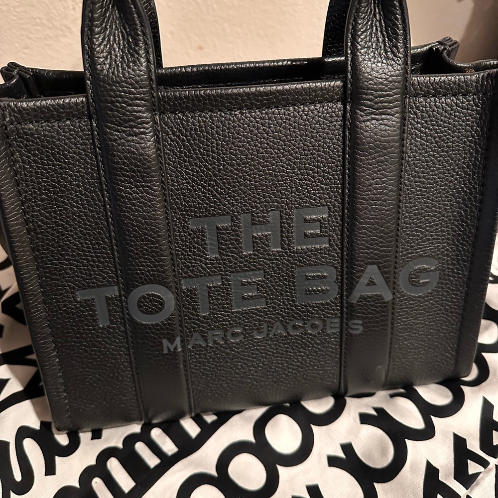 Marc Jacobs Black Leather Tote Bag